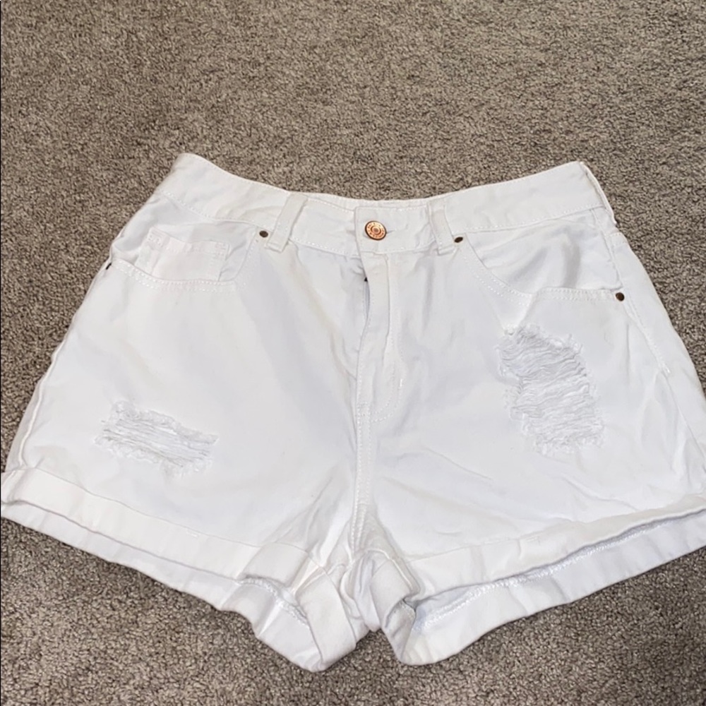 White high waisted distressed shorts